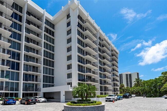 Building Photo - 4750 S Ocean Blvd