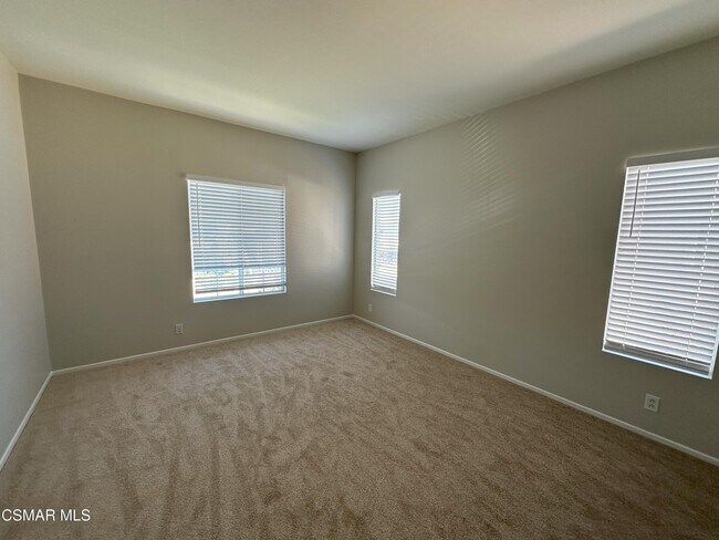 Building Photo - 237 Spurwood Ln