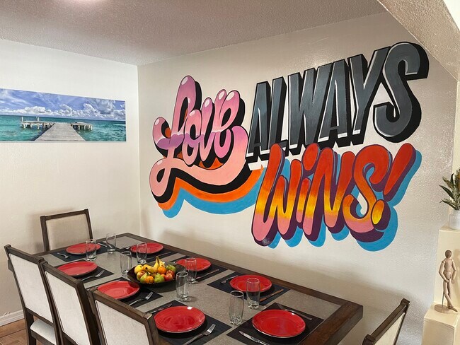 Building Photo - 575 NW 33rd St