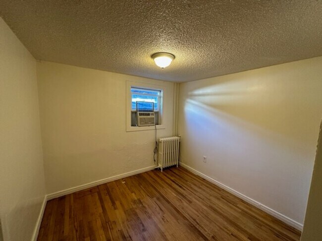 Building Photo - 285-287 N Center St Tri Plex