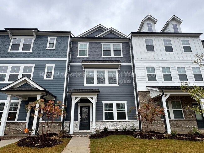 Primary Photo - 416 Rowe Wy