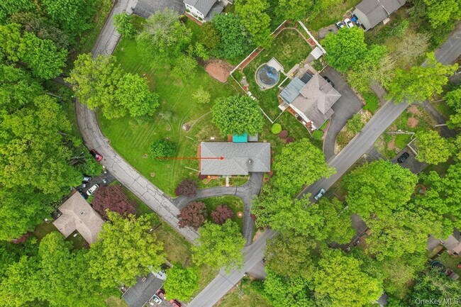 Building Photo - 57 Edgewood Dr