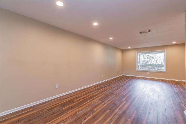 Building Photo - 6501 Calmont Ave