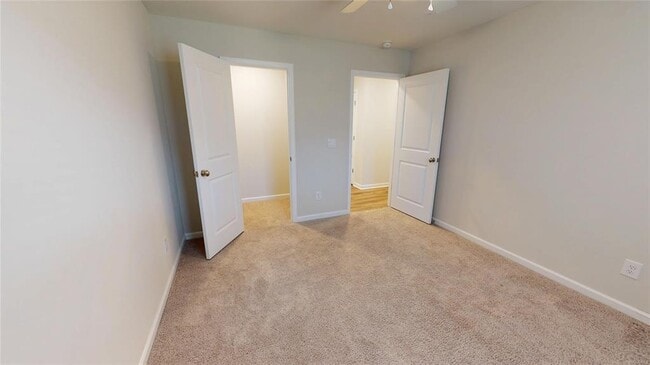 Building Photo - 172 Laila Wy