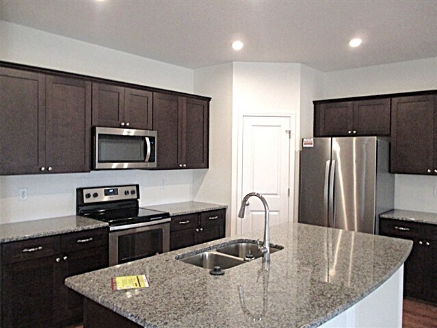 Building Photo - 8179 Coral Vine Ct