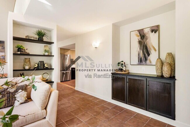 Building Photo - 2227 Graystone Ln