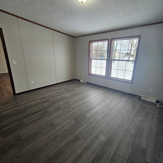 Building Photo - 3181 NY-5