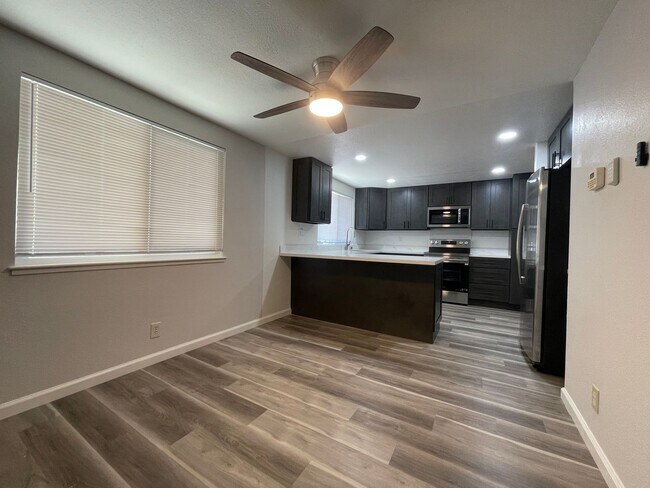 Building Photo - Updated Gorgeous Antioch Home with Pool