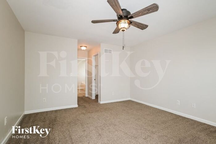 Building Photo - 217 Hawksbury Pl