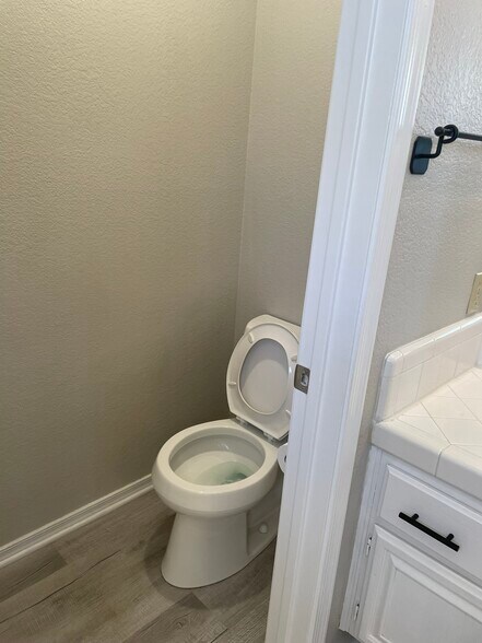 Building Photo - 1183 Pelican Lake Ln