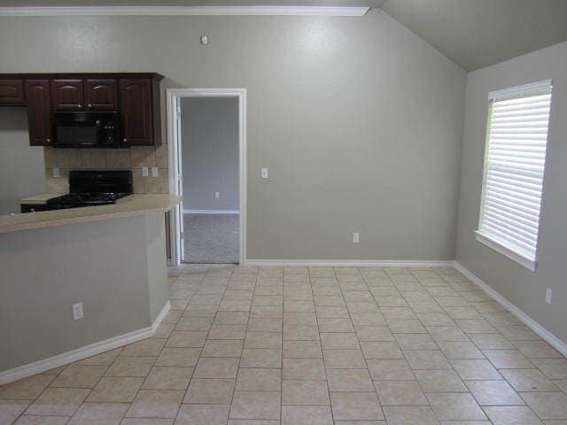 Building Photo - 704 N Markwell Ave