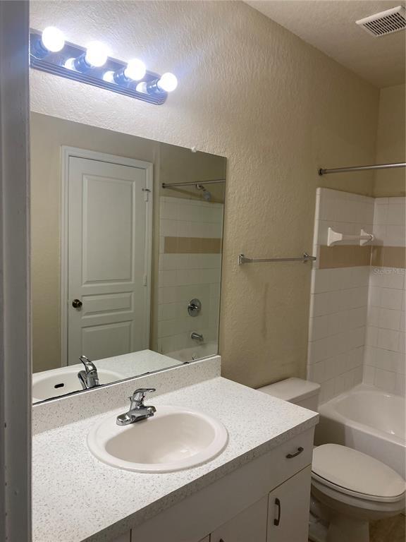 Building Photo - 17110 Carrington Park Dr