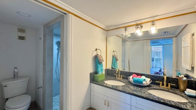 Building Photo - Furnished Beach Front Condo!! Enjoy Costal...