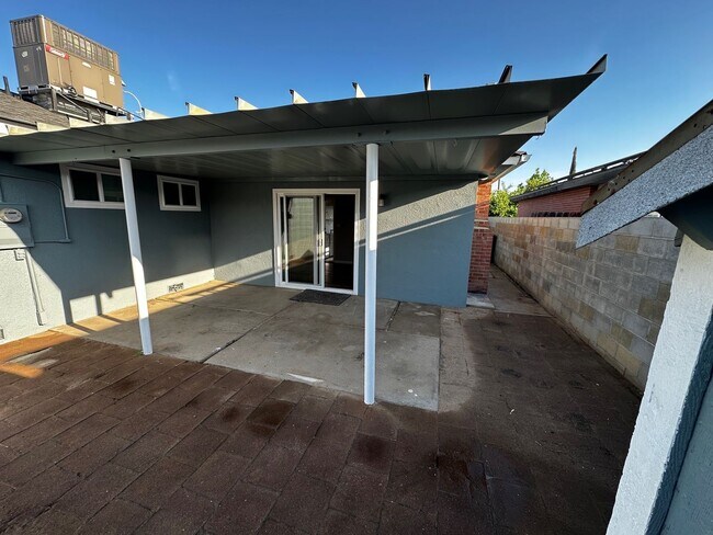 Building Photo - Available! Updated, Air Conditioning, Yard- Pets Okay- Move In Ready!