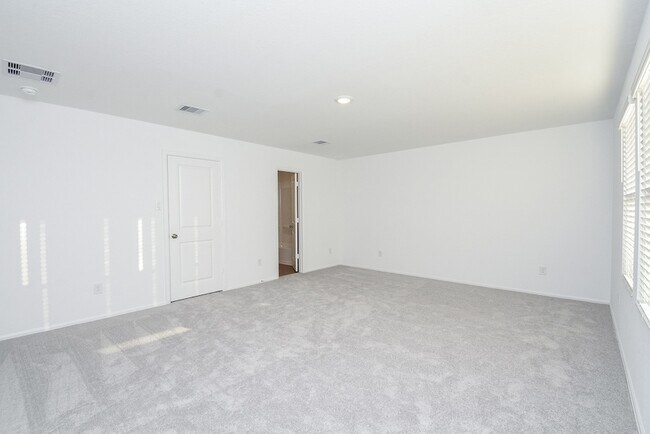 Building Photo - 18987 Panzini Dr