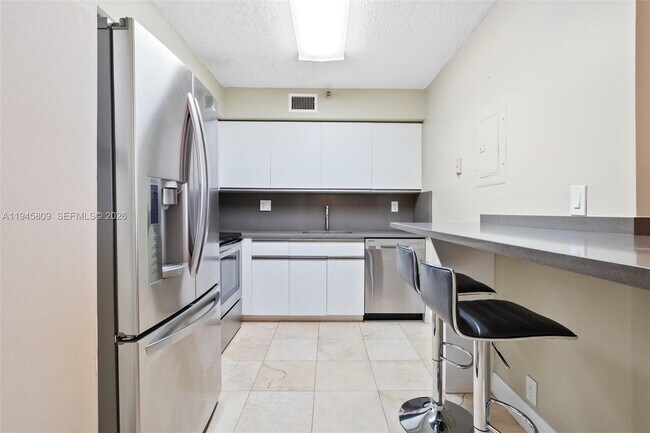 Building Photo - 3400 NE 192 St