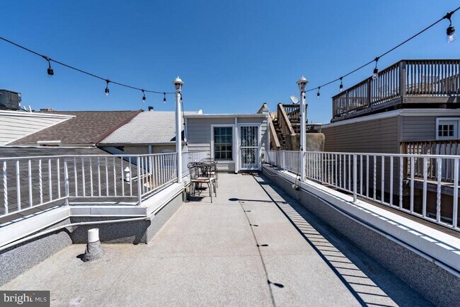Building Photo - 316 Albemarle St