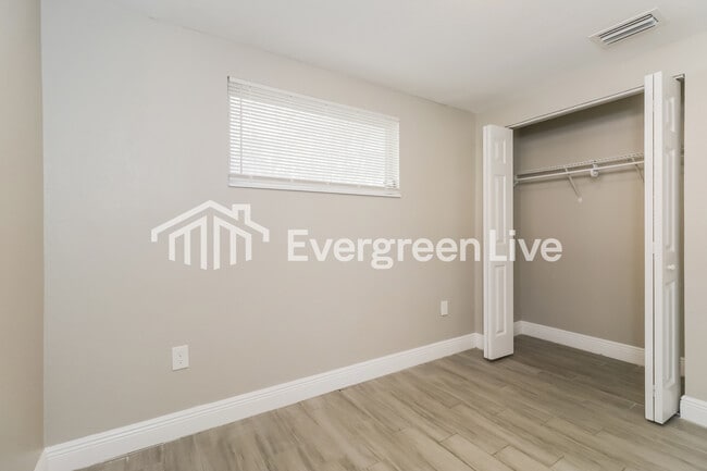 Building Photo - 7137 Gulf Highlands Dr