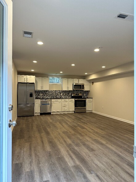 Building Photo - 4424 Brandywine St NW