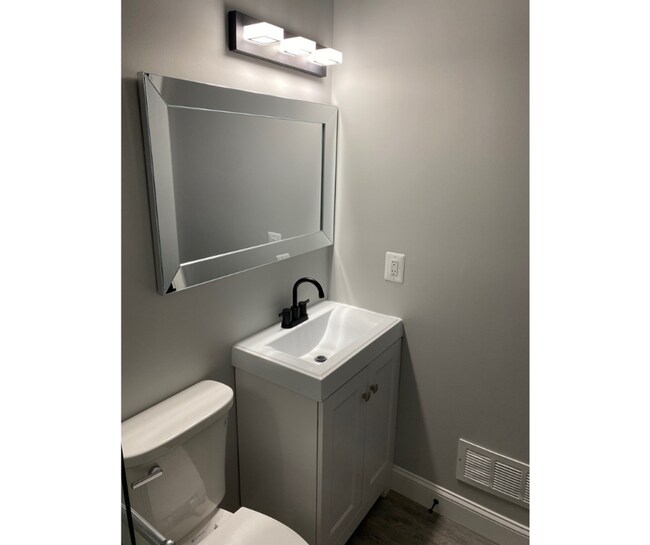 Building Photo - 2311 Anoka Ave