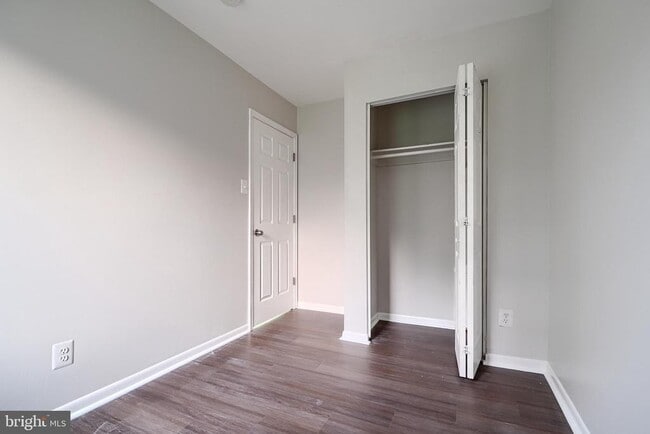 Building Photo - 8704 Tamar Dr