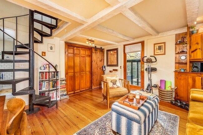 Building Photo - 14 Nicholson Hill Rd