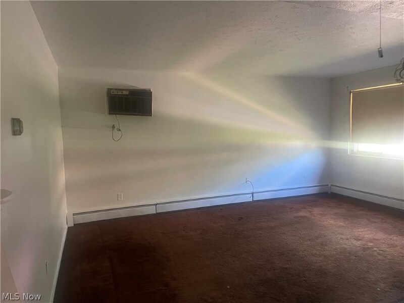 Building Photo - 1867 N Taylor Rd