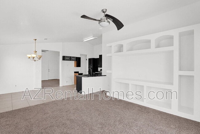 Building Photo - 987 E Santa Cruz Ln