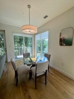 Building Photo - 644 3rd Ave S