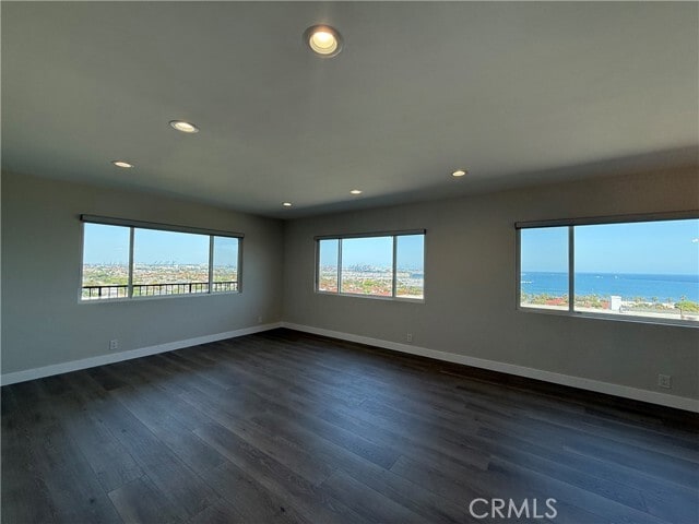 Building Photo - 665 W 34th St