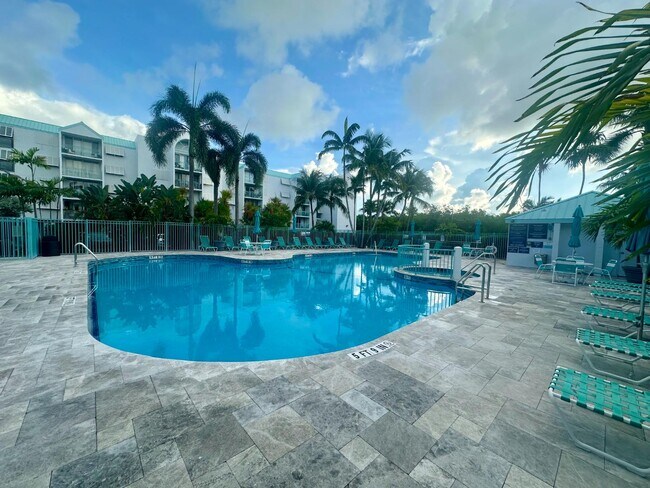 Building Photo - 3655 Seaside Dr