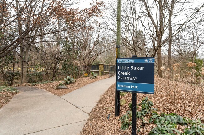 Building Photo - 1320 Fillmore Ave