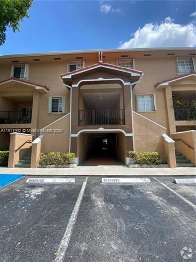 Building Photo - 17455 NW 75th Pl
