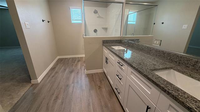 Building Photo - 809 Blossom Ln
