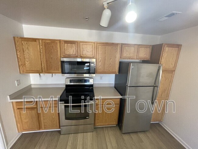 Building Photo - 5714 N Gibralter Way