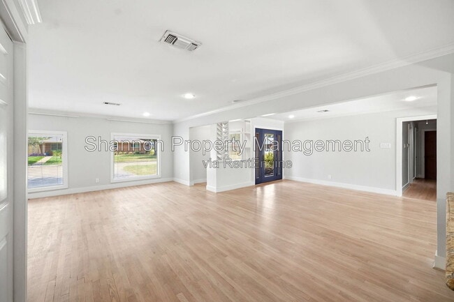 Building Photo - 2602 Tannehill Dr