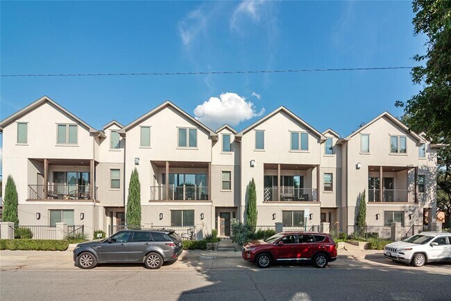 Primary Photo - 3454 McFarlin Blvd