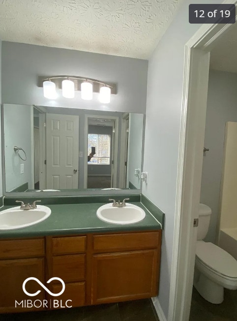 Building Photo - 628 Mountain Pine Dr