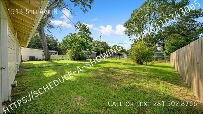 Building Photo - 1513 5th Ave N