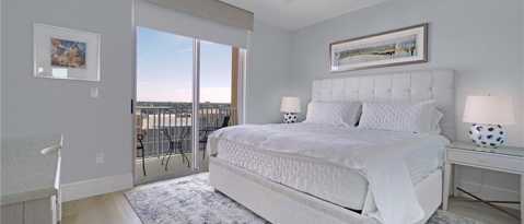 Building Photo - 9577 Gulf Shore Dr