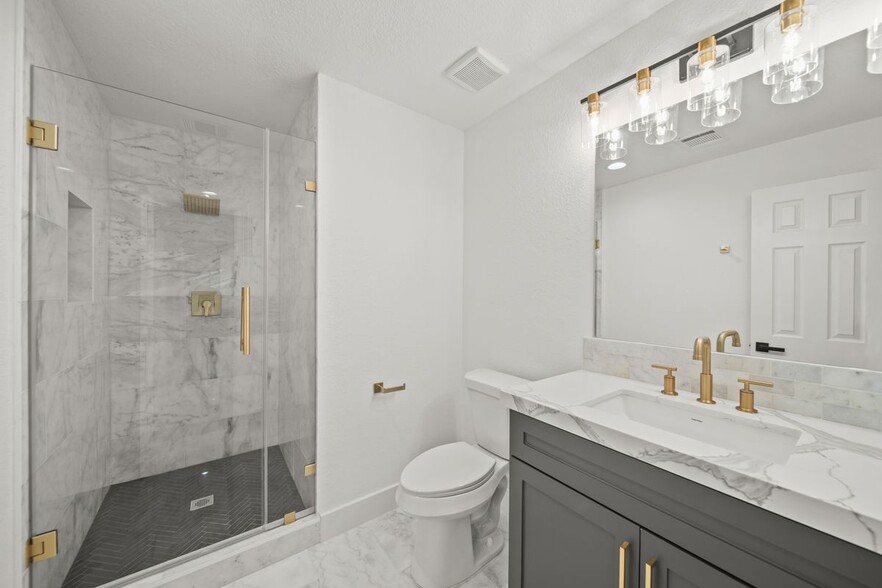 Building Photo - 6010 Rutherglenn Dr