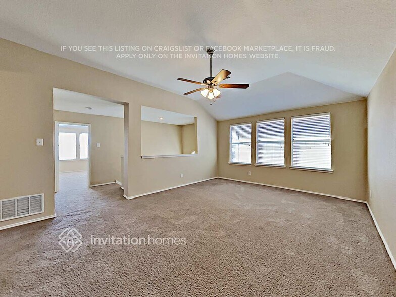 Building Photo - 5800 Westgate Dr