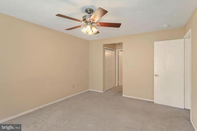 Building Photo - 807 Wharton Rd