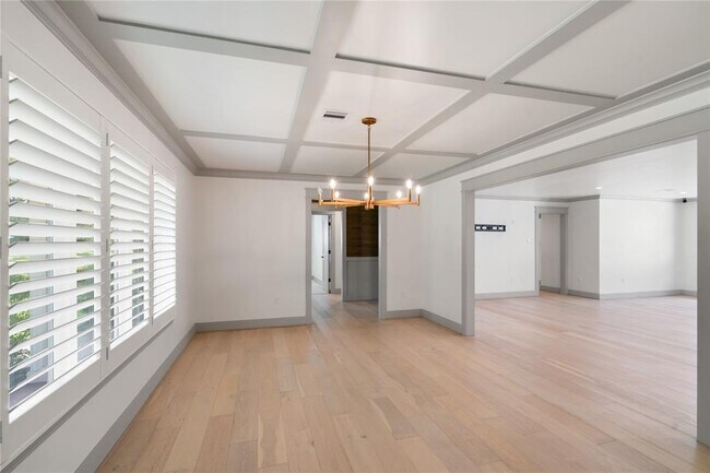 Building Photo - 1075 Curtin St
