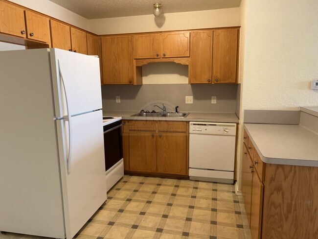 Building Photo - 4506 Mattie Dr