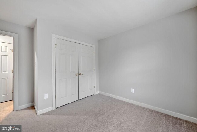 Building Photo - 14203 Plum Run Way