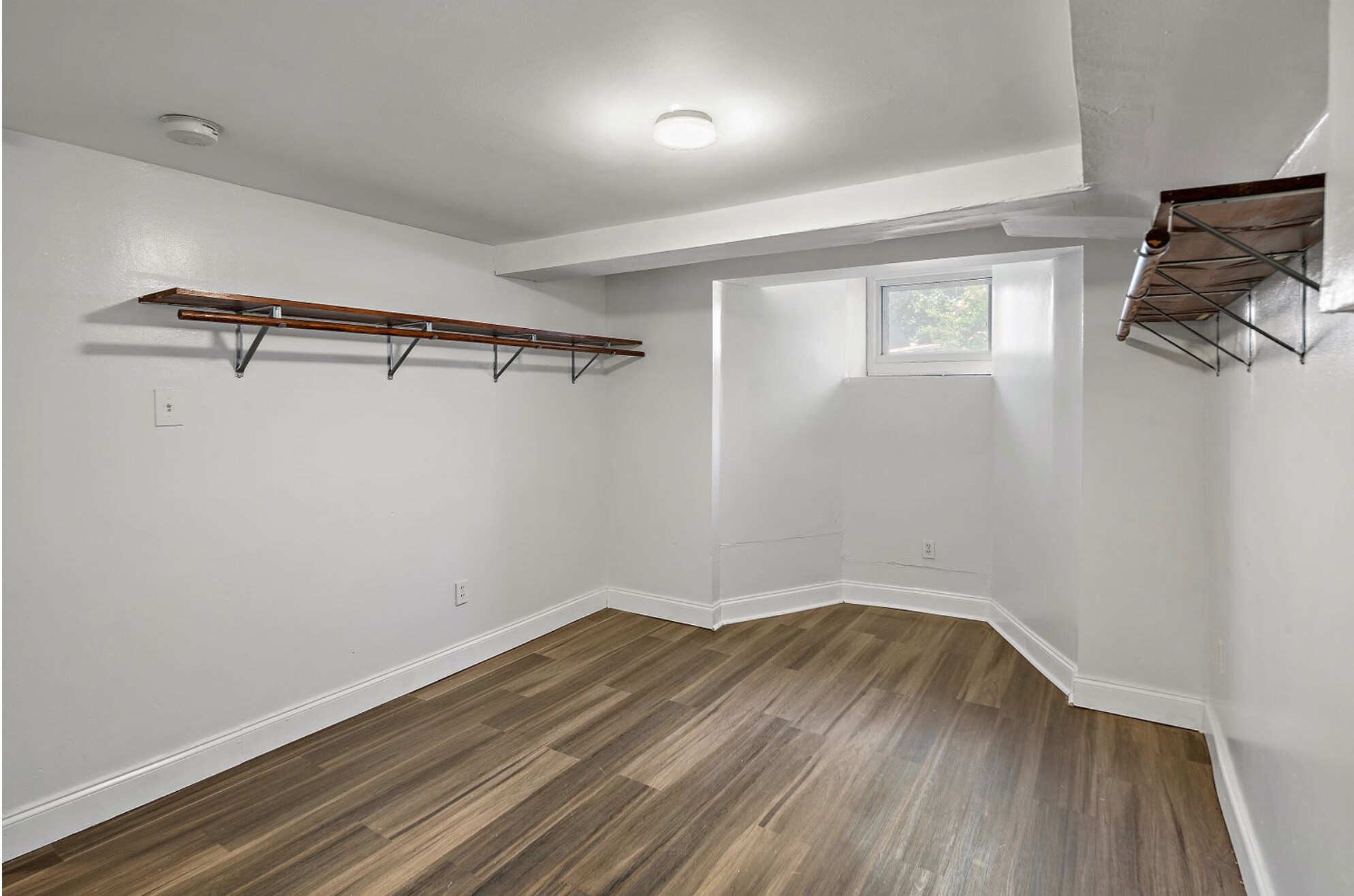 Building Photo - 16 Mayfair St