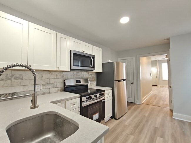 Building Photo - 2541 N 9th St