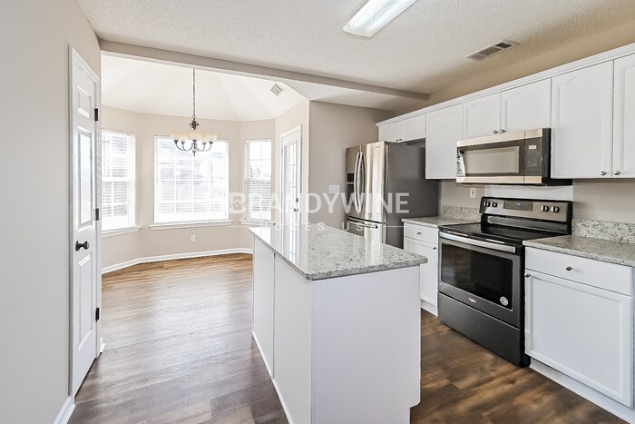 Building Photo - 5363 Waterdance Dr