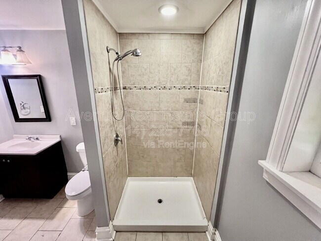 Building Photo - 5138 Waterman Blvd